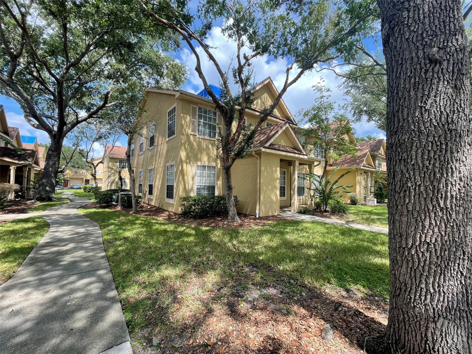 850 GRAND REGENCY POINT 200
