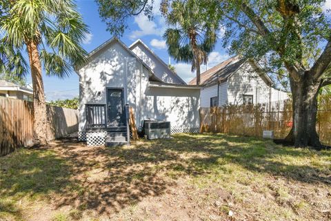 A home in TAMPA