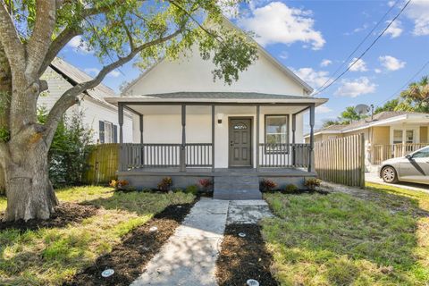 A home in TAMPA