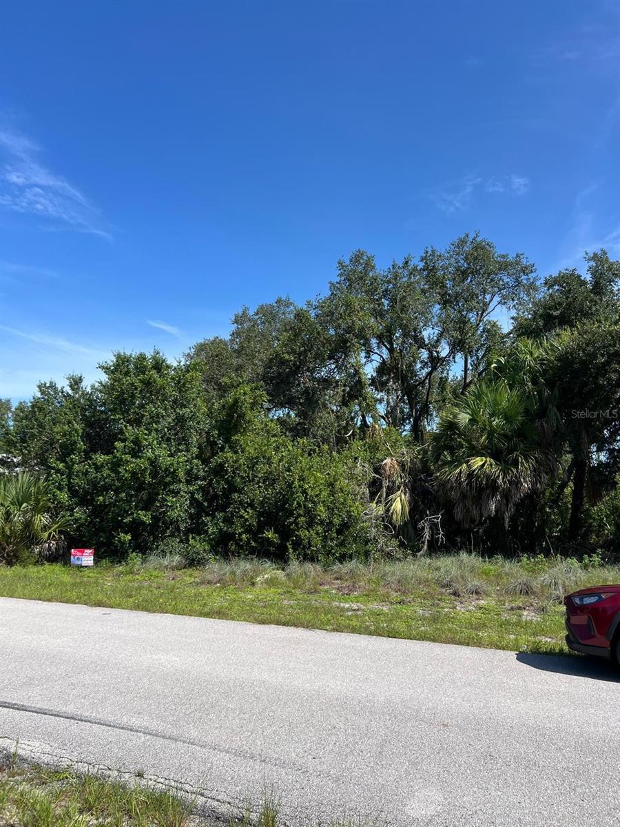 PORT CHARLOTTE SEC 017 - Land