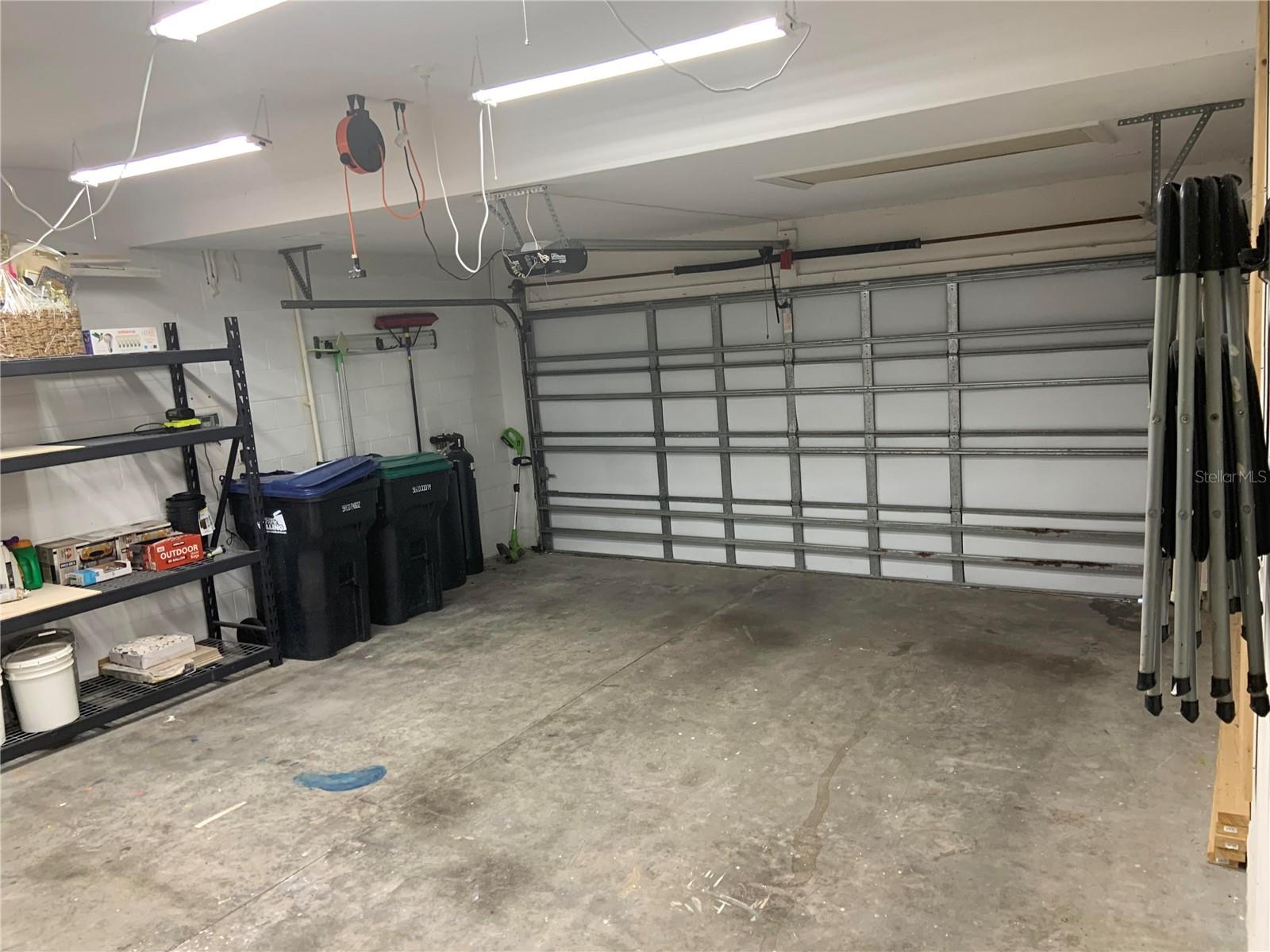 UNIVERSITY PINES - Residential Lease