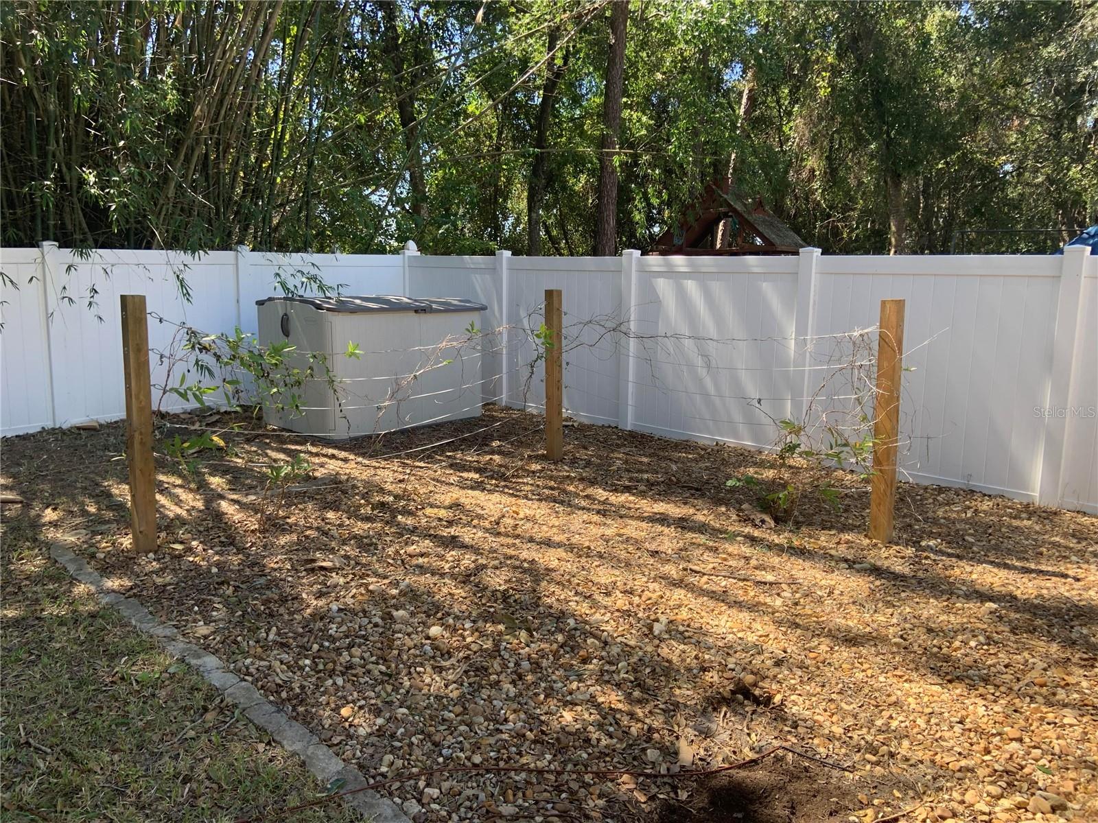 UNIVERSITY PINES - Residential Lease