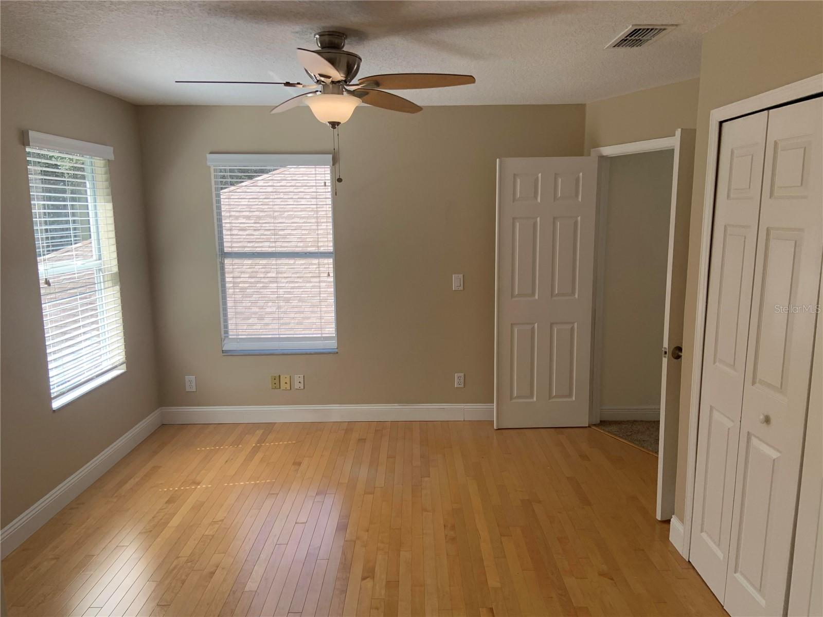 UNIVERSITY PINES - Residential Lease