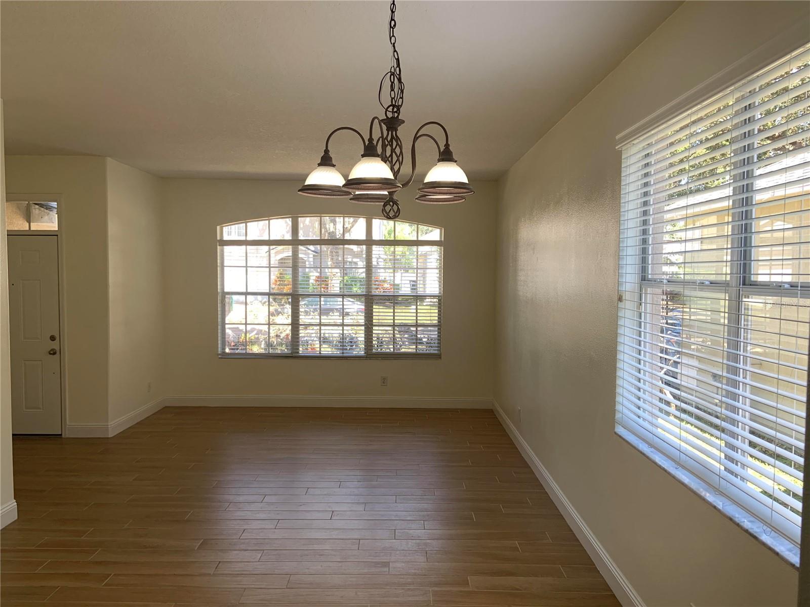 UNIVERSITY PINES - Residential Lease