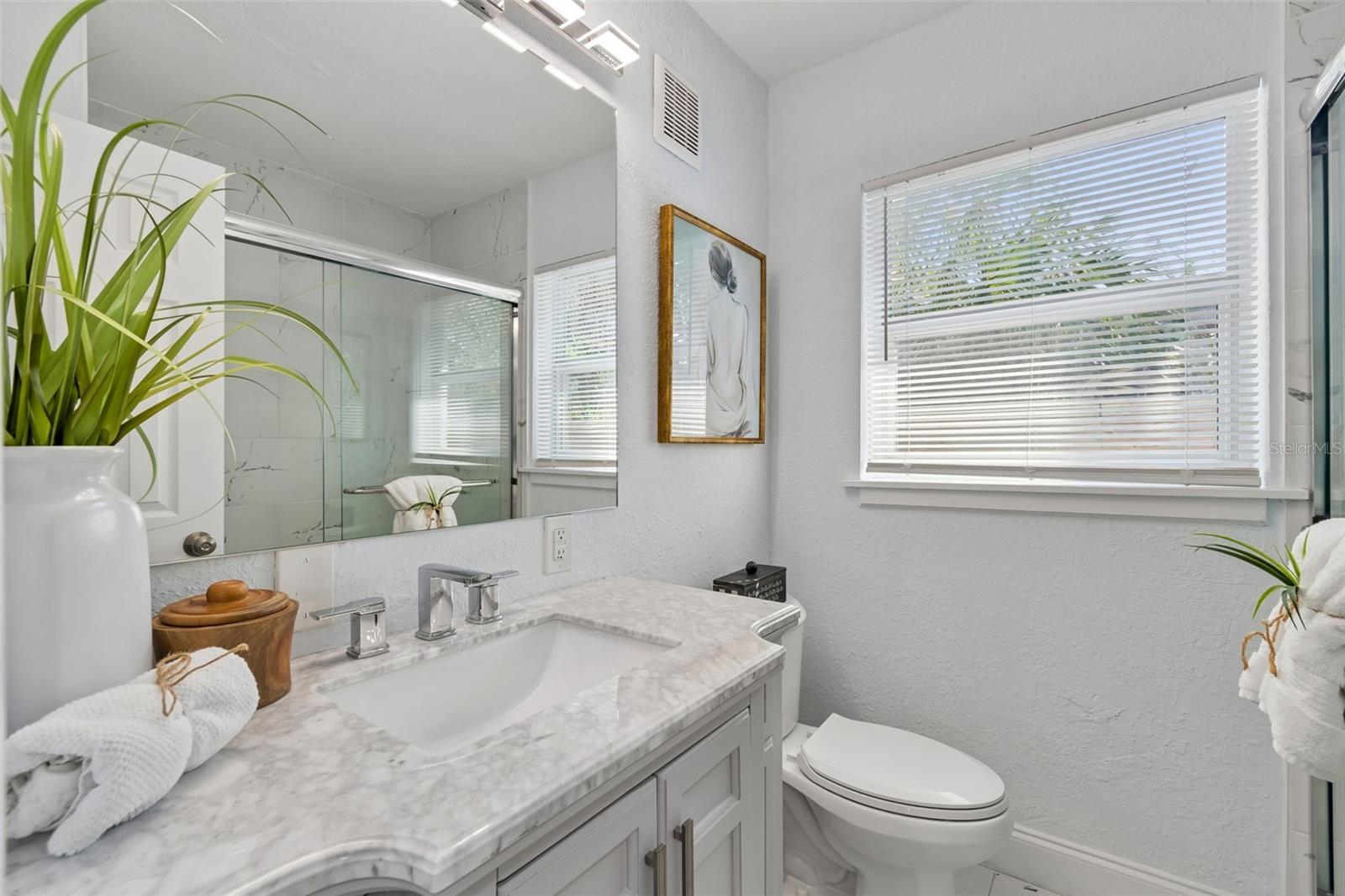 MEADOW LAWN 7TH ADD - Residential