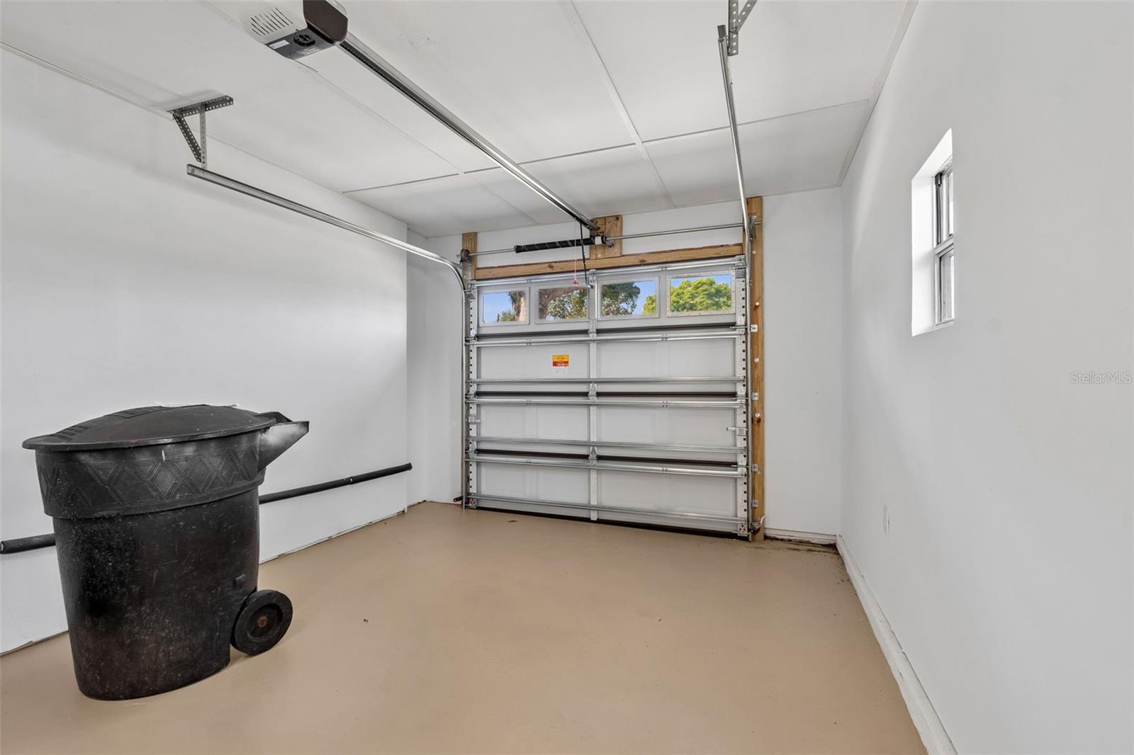 MEADOW LAWN 7TH ADD - Residential