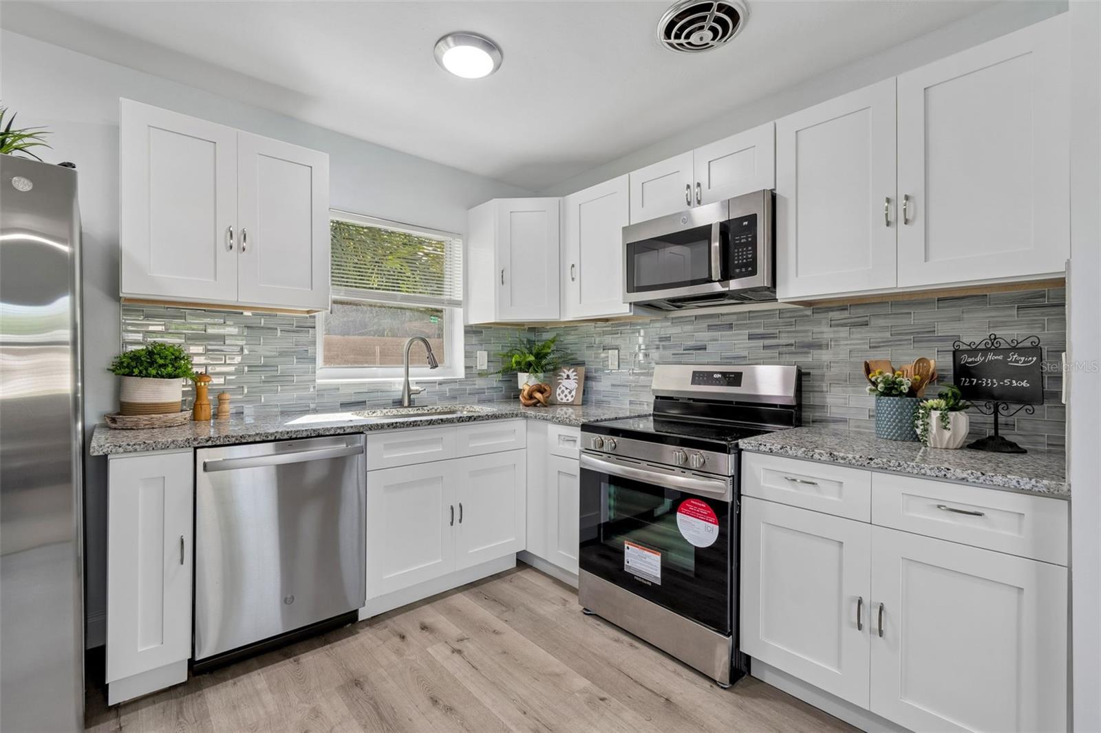 MEADOW LAWN 7TH ADD - Residential