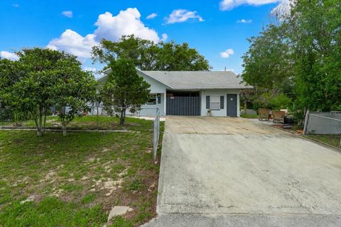 Photo of 101 Melton Drive, Winter Springs, FL 32708 (MLS # O6413054)