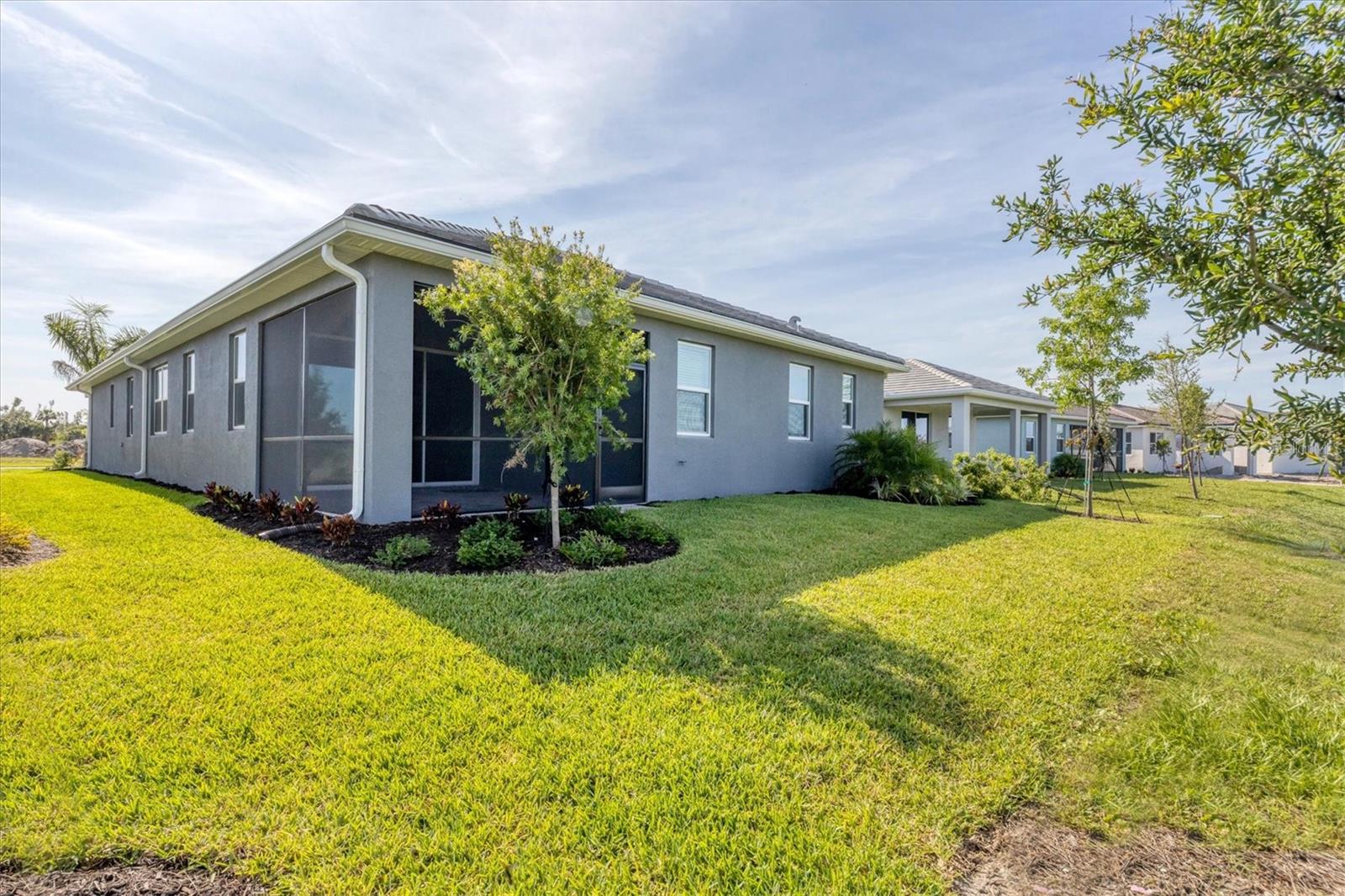 SUNSTONE VLG F5 PHS 1A & 1B - Residential Lease