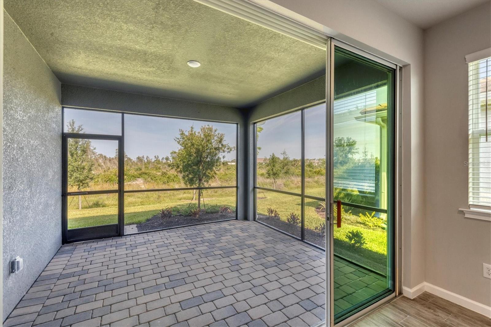 SUNSTONE VLG F5 PHS 1A & 1B - Residential Lease