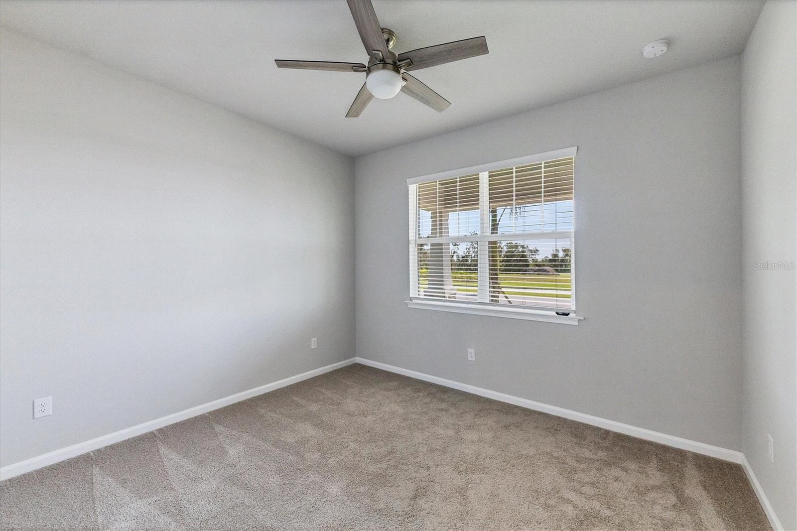 SUNSTONE VLG F5 PHS 1A & 1B - Residential Lease