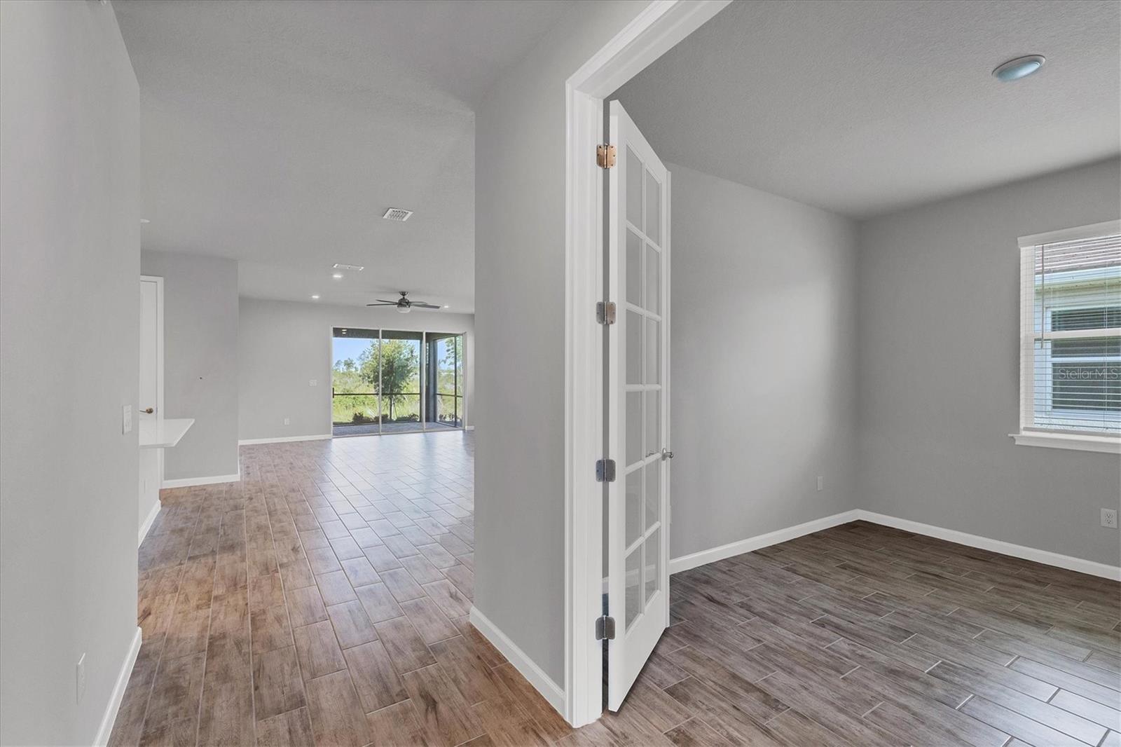 SUNSTONE VLG F5 PHS 1A & 1B - Residential Lease