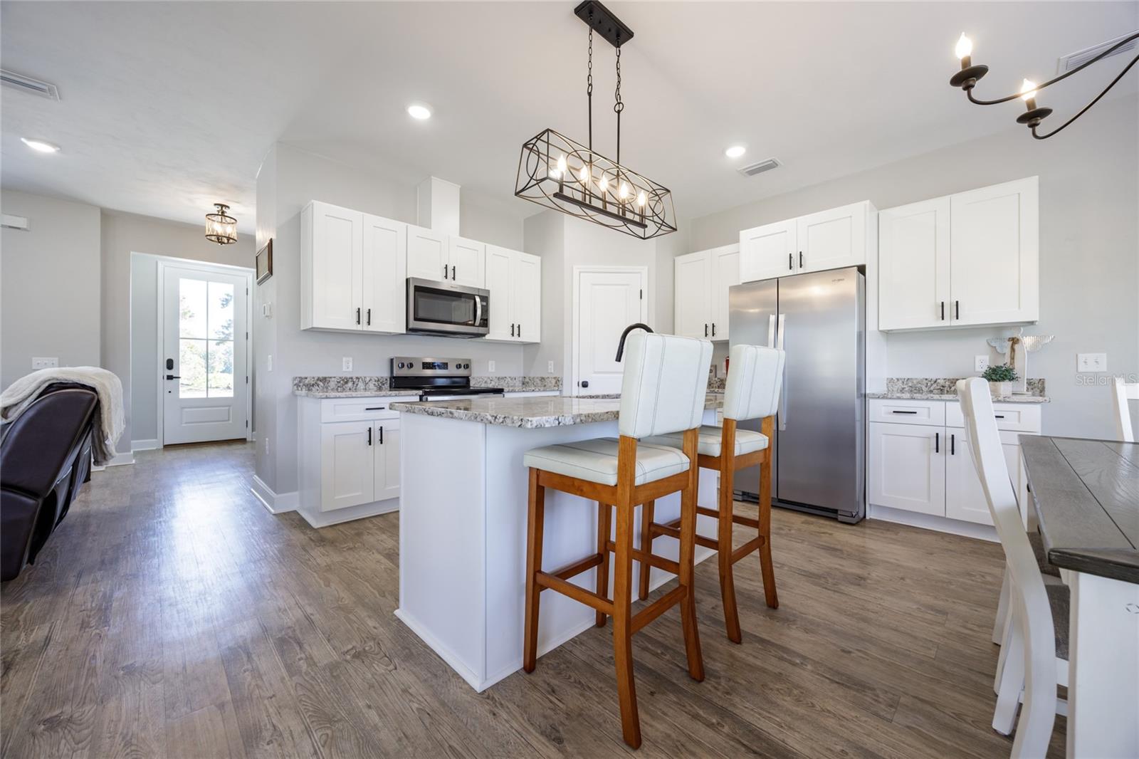 SHADY OAKS - Residential