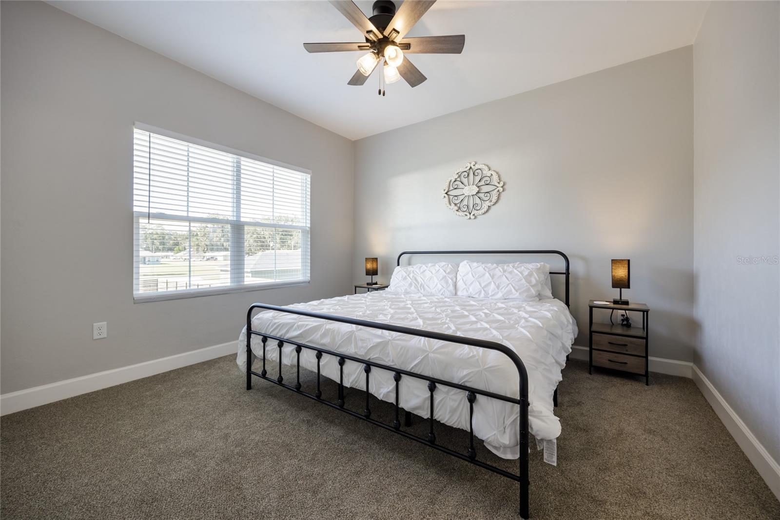 SHADY OAKS - Residential