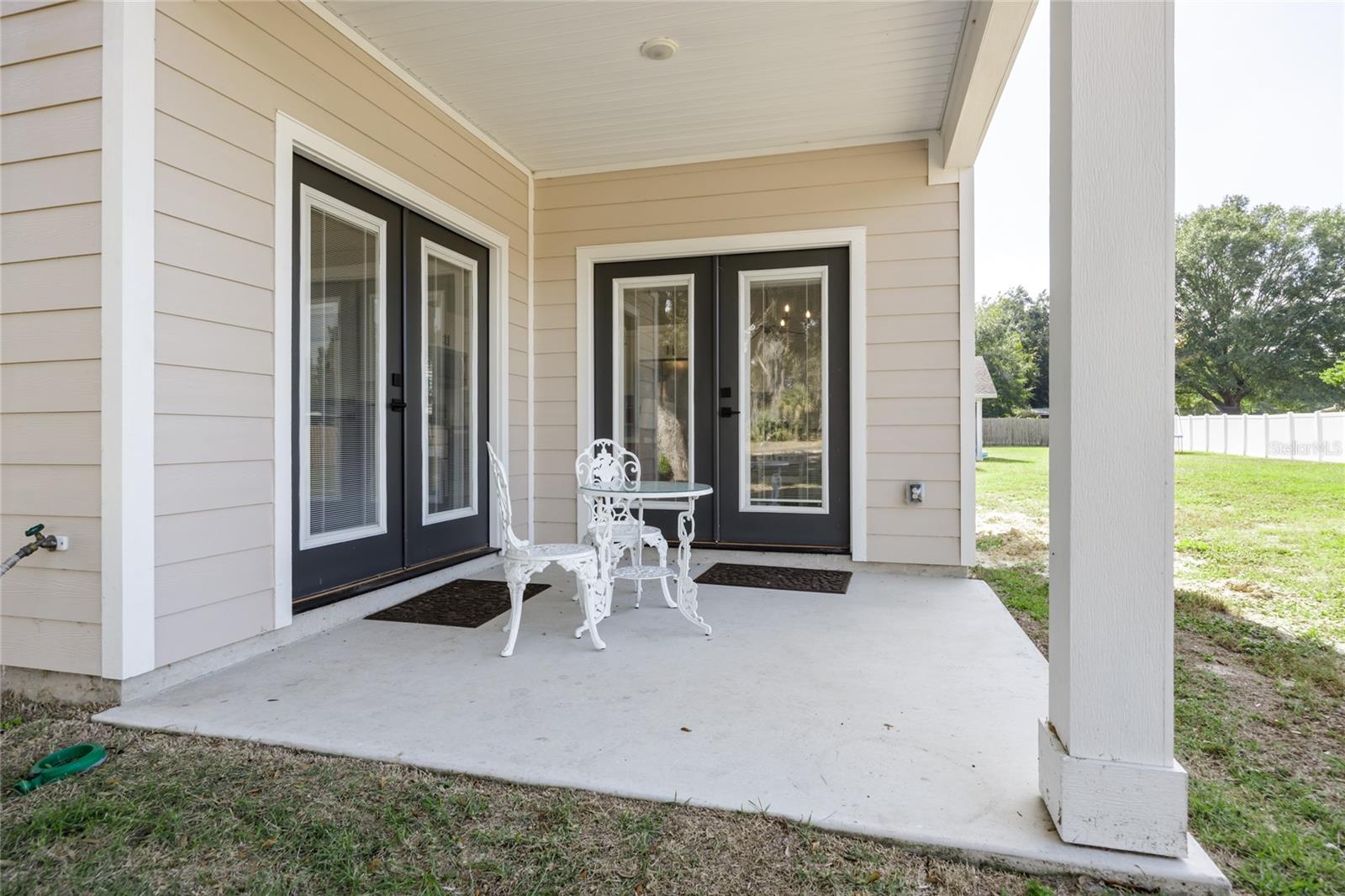 SHADY OAKS - Residential