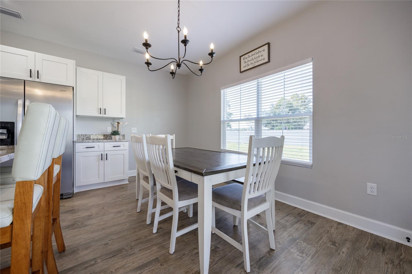 SHADY OAKS - Residential