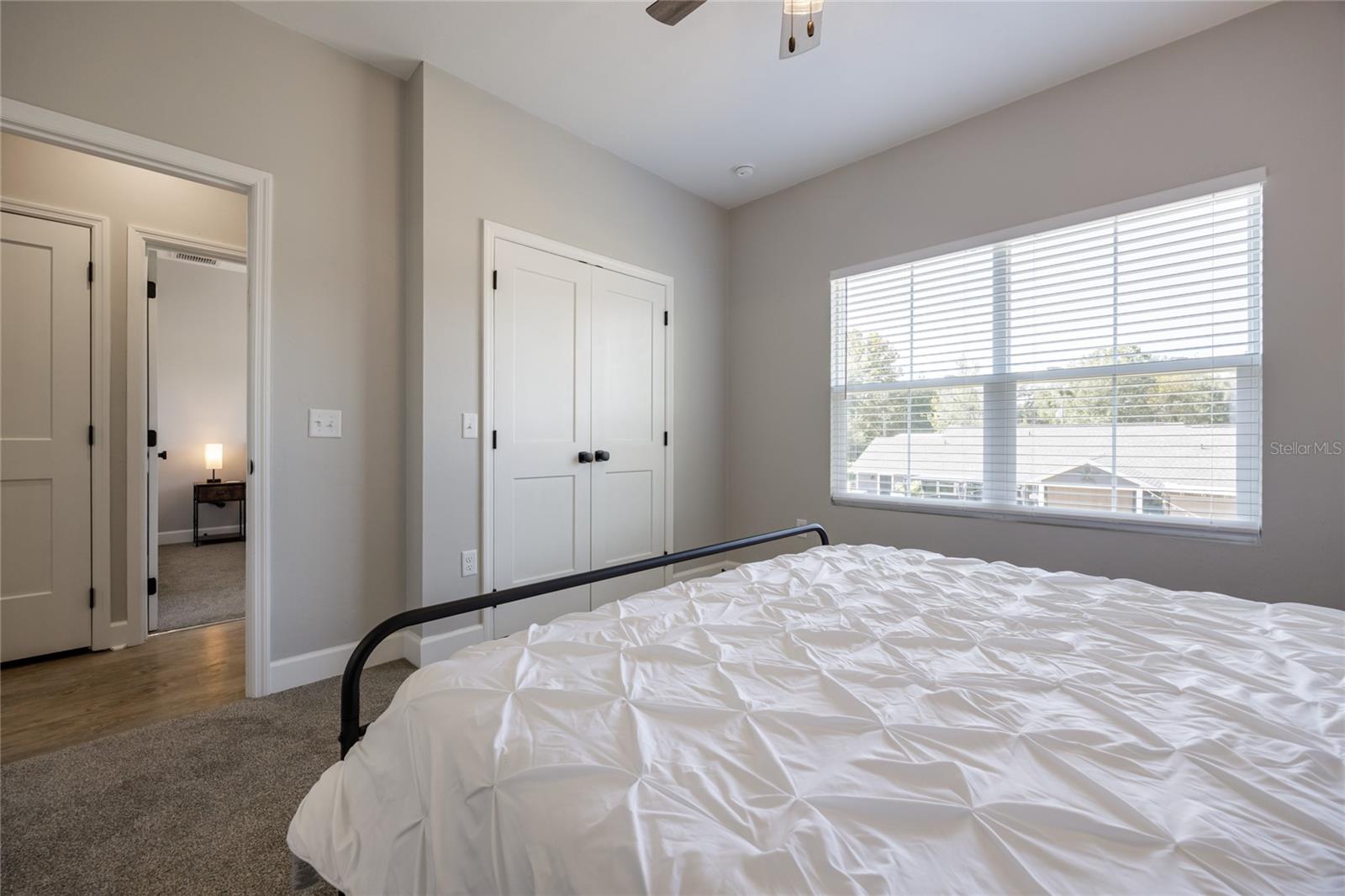 SHADY OAKS - Residential