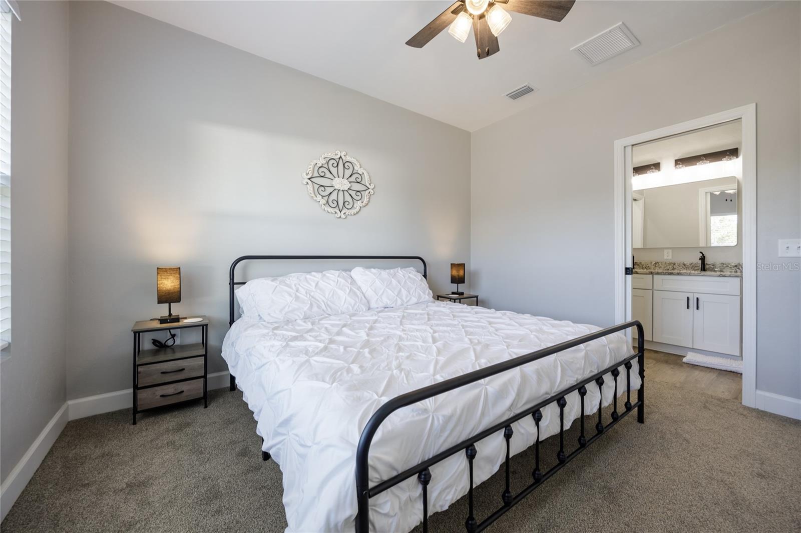 SHADY OAKS - Residential