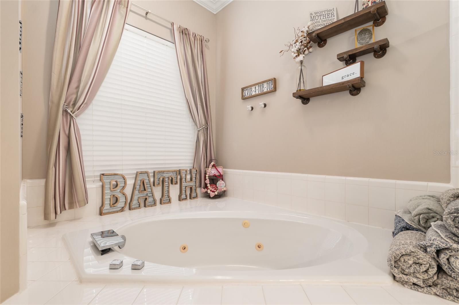 HAILE PLANTATION UNIT 26 PH I - Residential