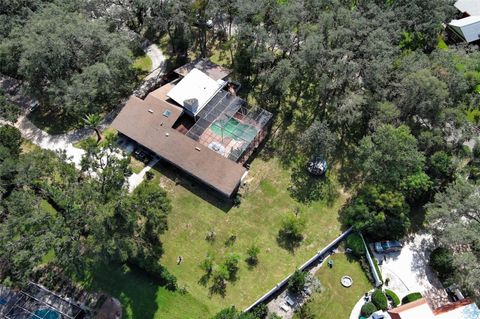 A home in LONGWOOD