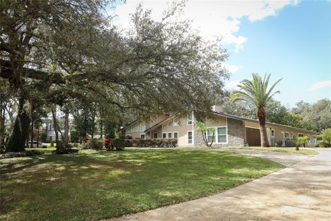 A home in LONGWOOD