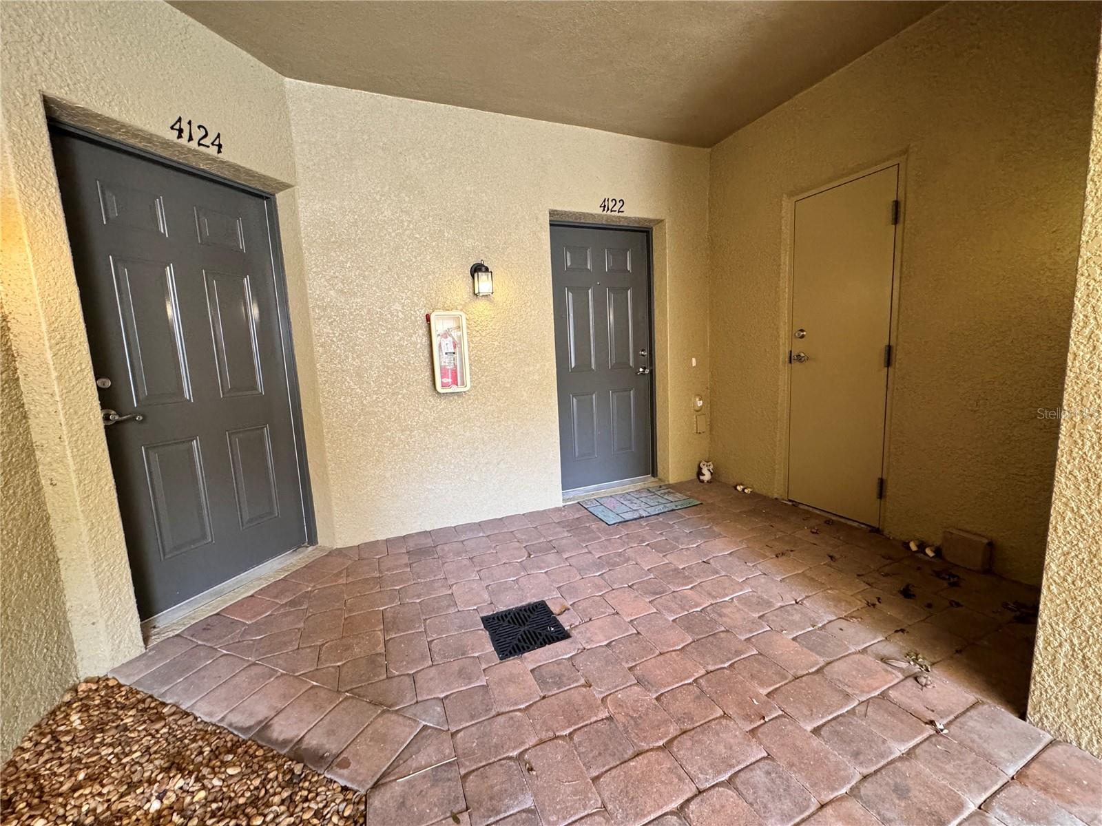 PALMA SOLA TRACE - Residential Lease