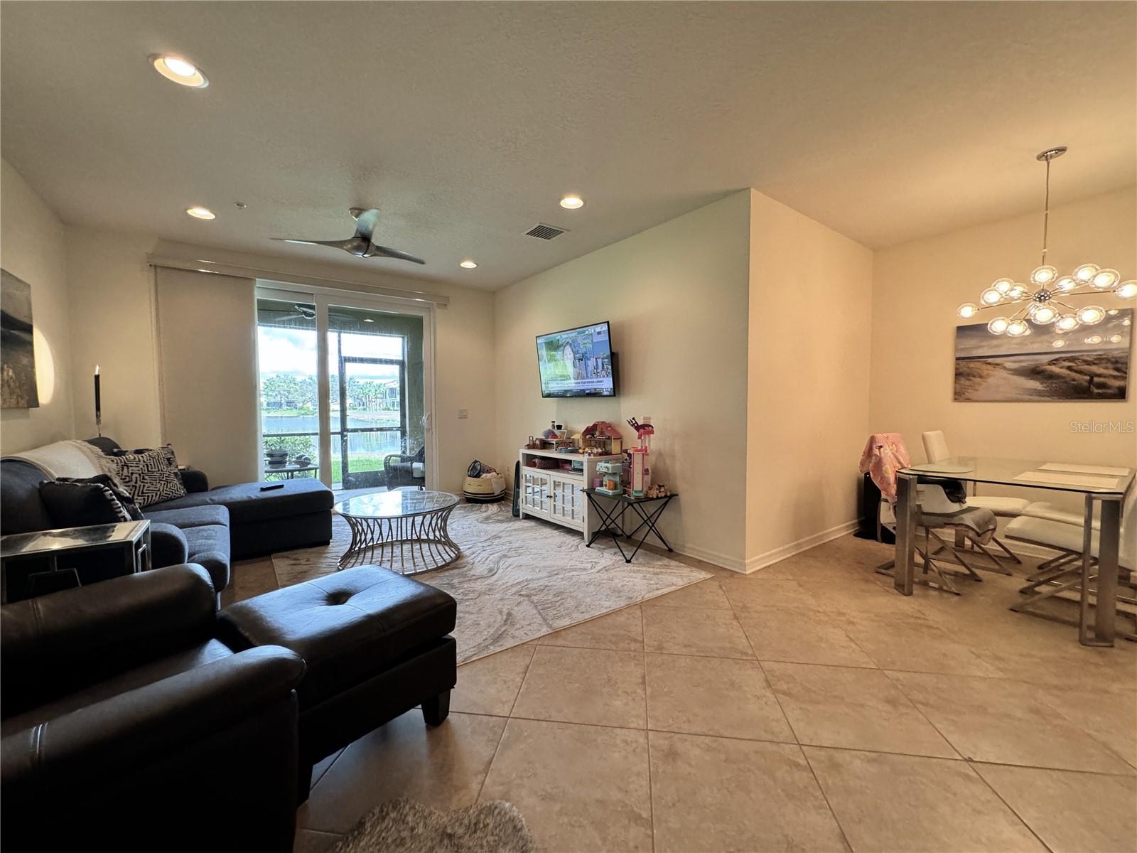 PALMA SOLA TRACE - Residential Lease