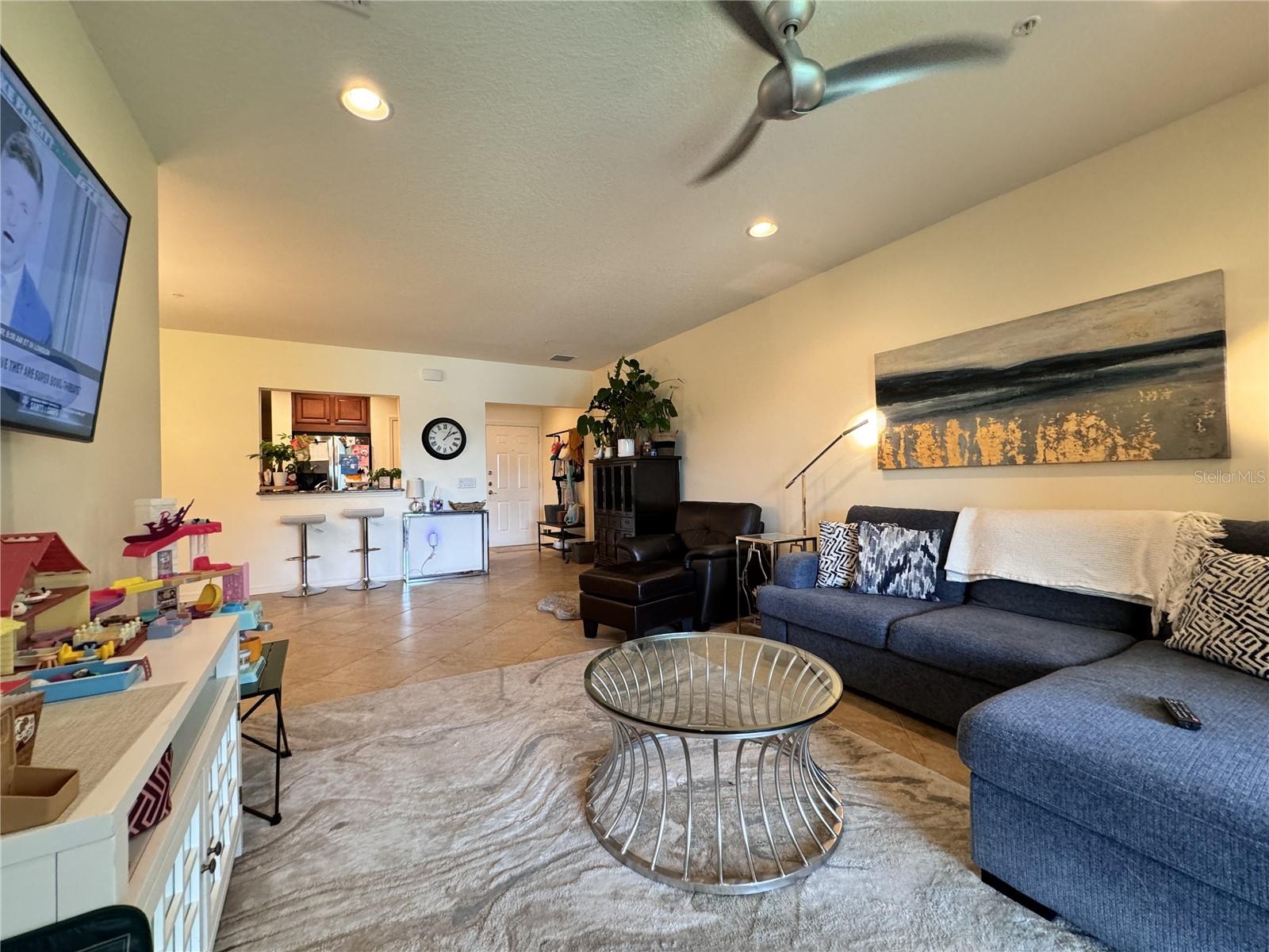 PALMA SOLA TRACE - Residential Lease