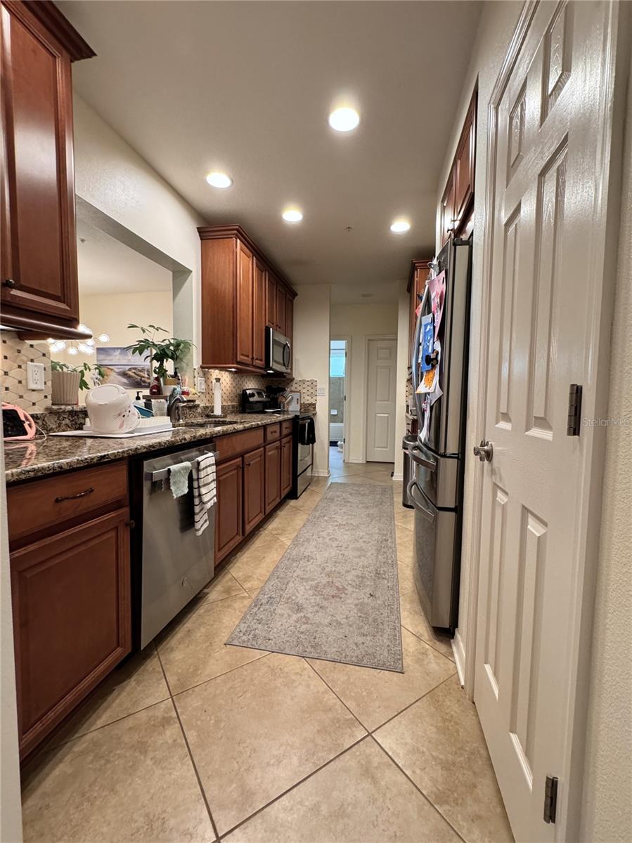 PALMA SOLA TRACE - Residential Lease