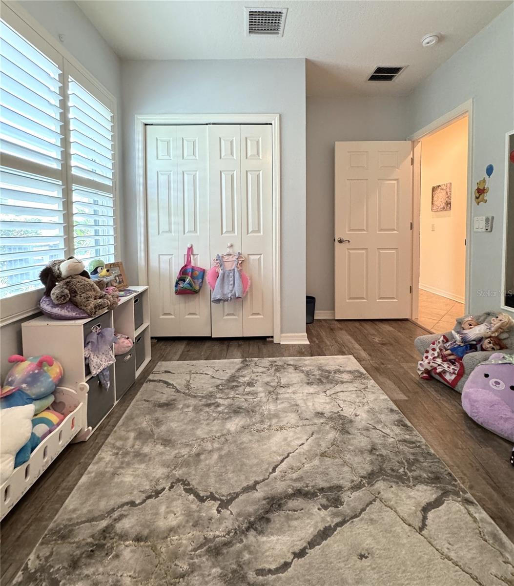 PALMA SOLA TRACE - Residential Lease