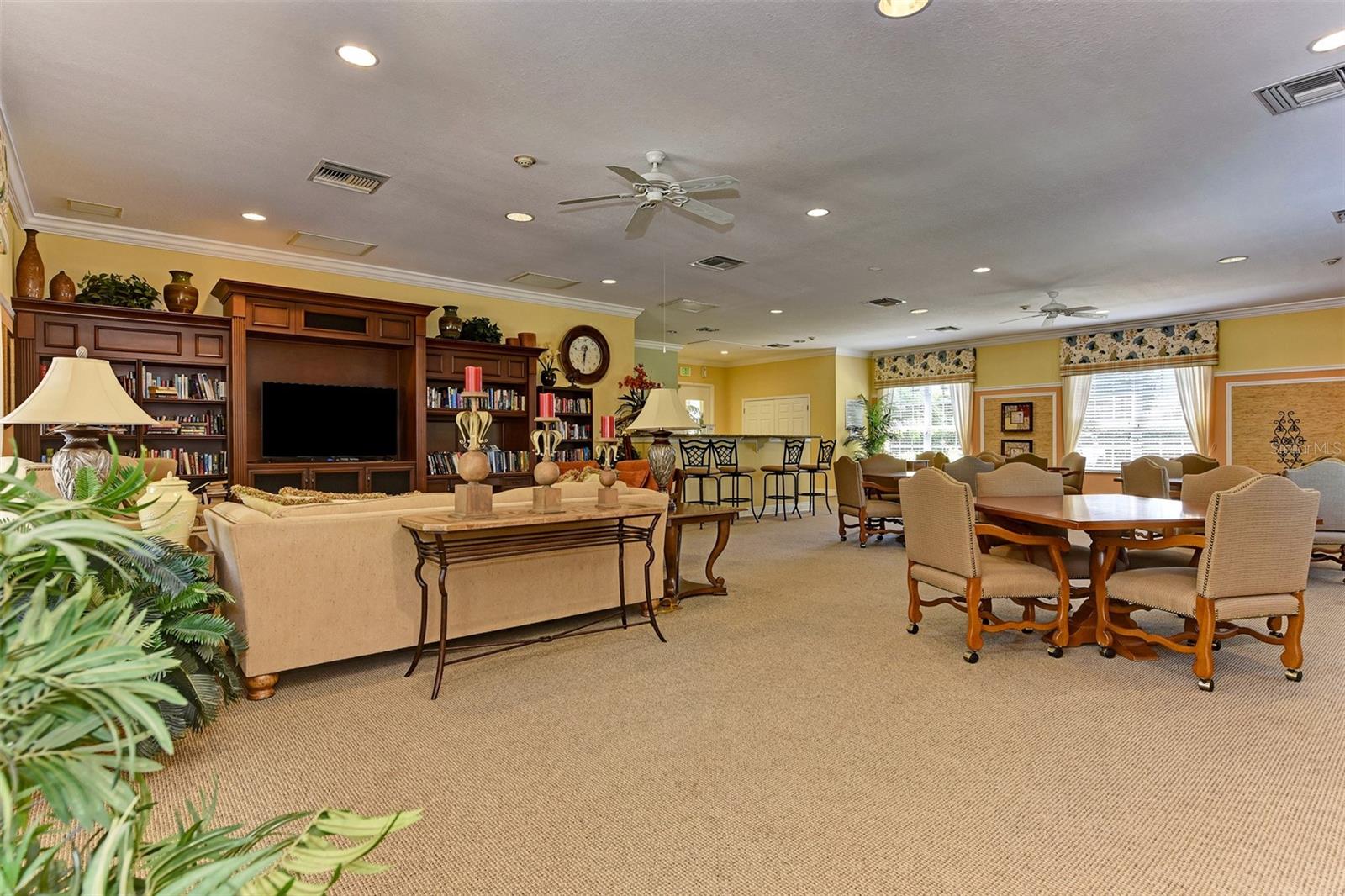 PALMA SOLA TRACE - Residential Lease