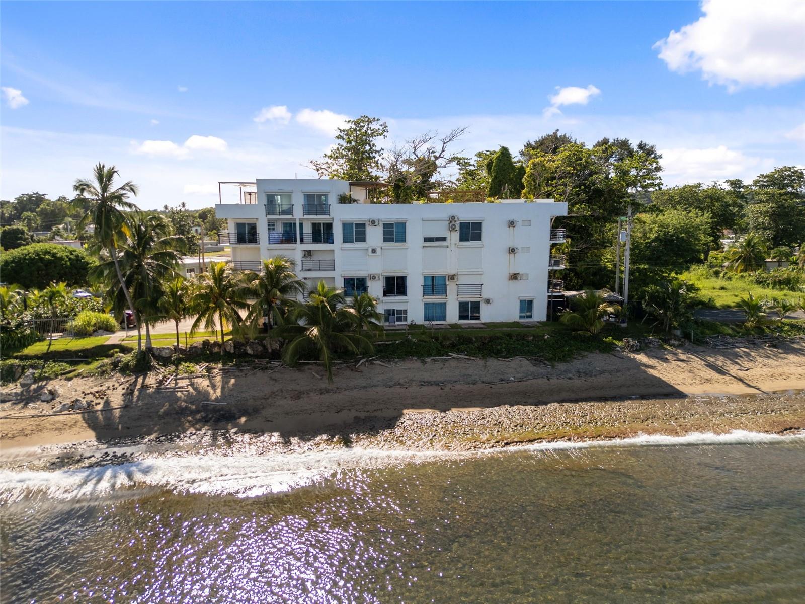 BARRIO CARRIZAL - Residential