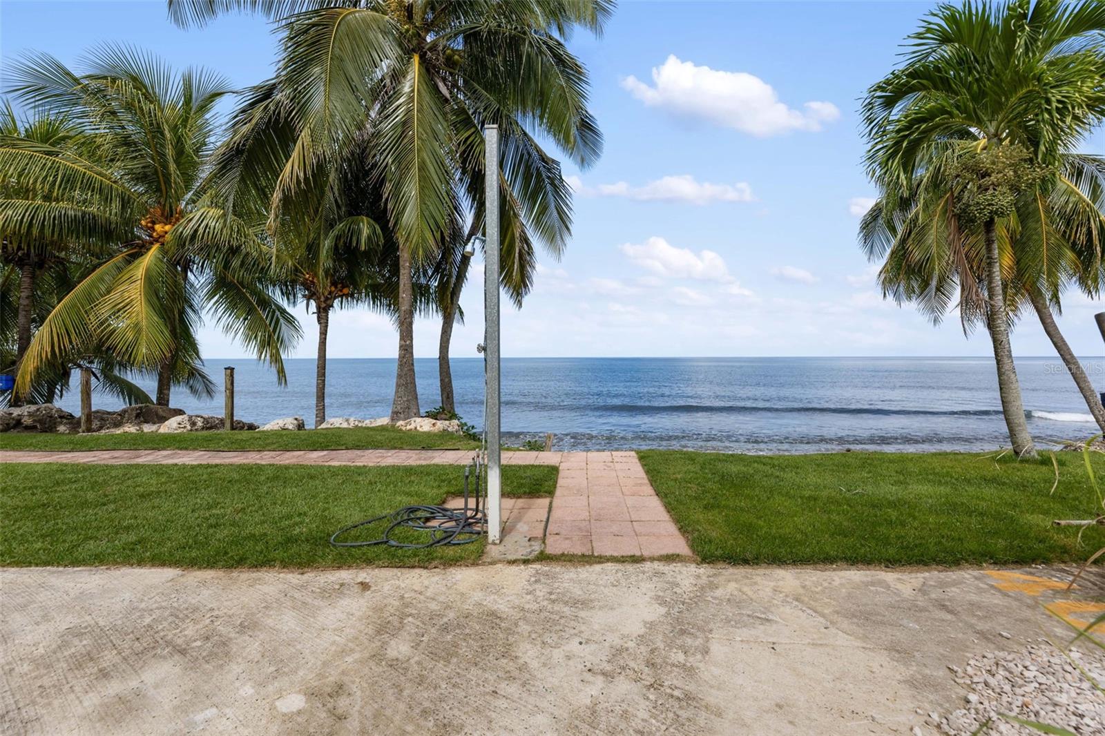 BARRIO CARRIZAL - Residential