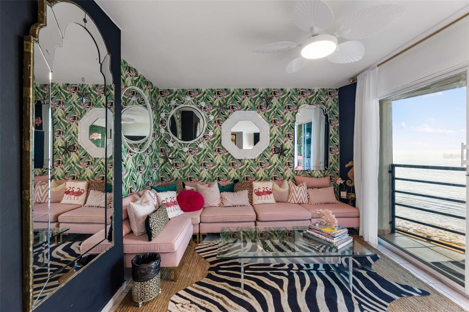 BARRIO CARRIZAL - Residential