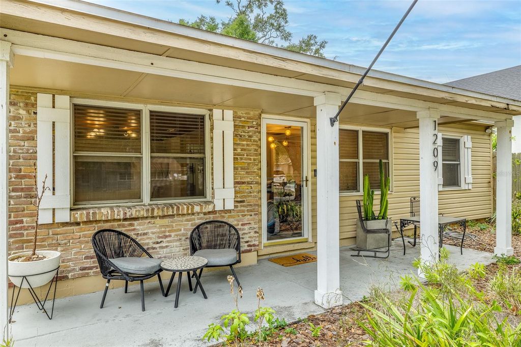 Photo of 1209 E North Street, Tampa, FL 33604 (MLS # TB8507120)
