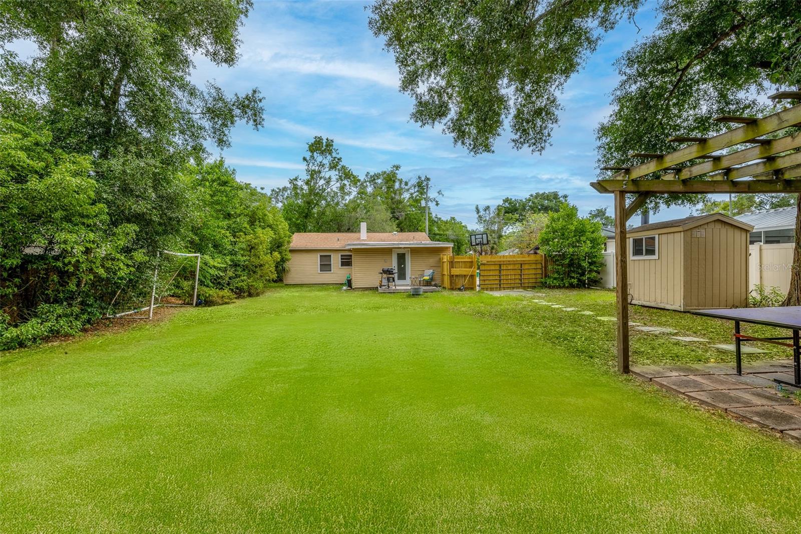 MANOR HEIGHTS WEST - Residential