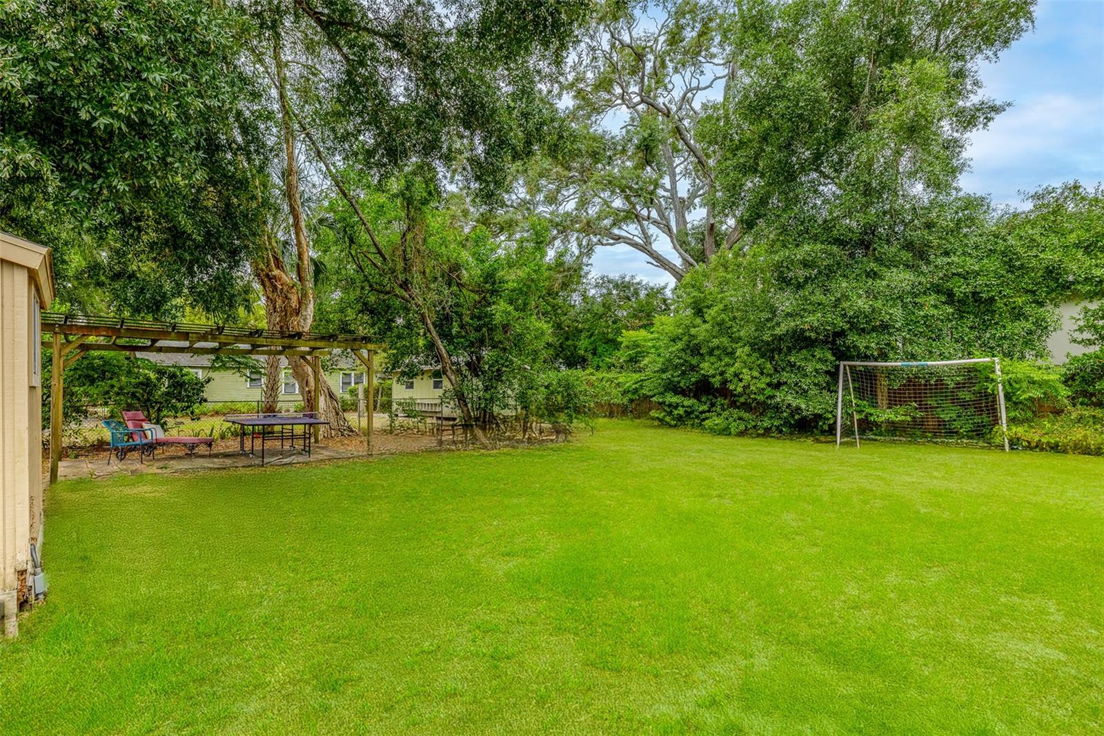 MANOR HEIGHTS WEST - Residential