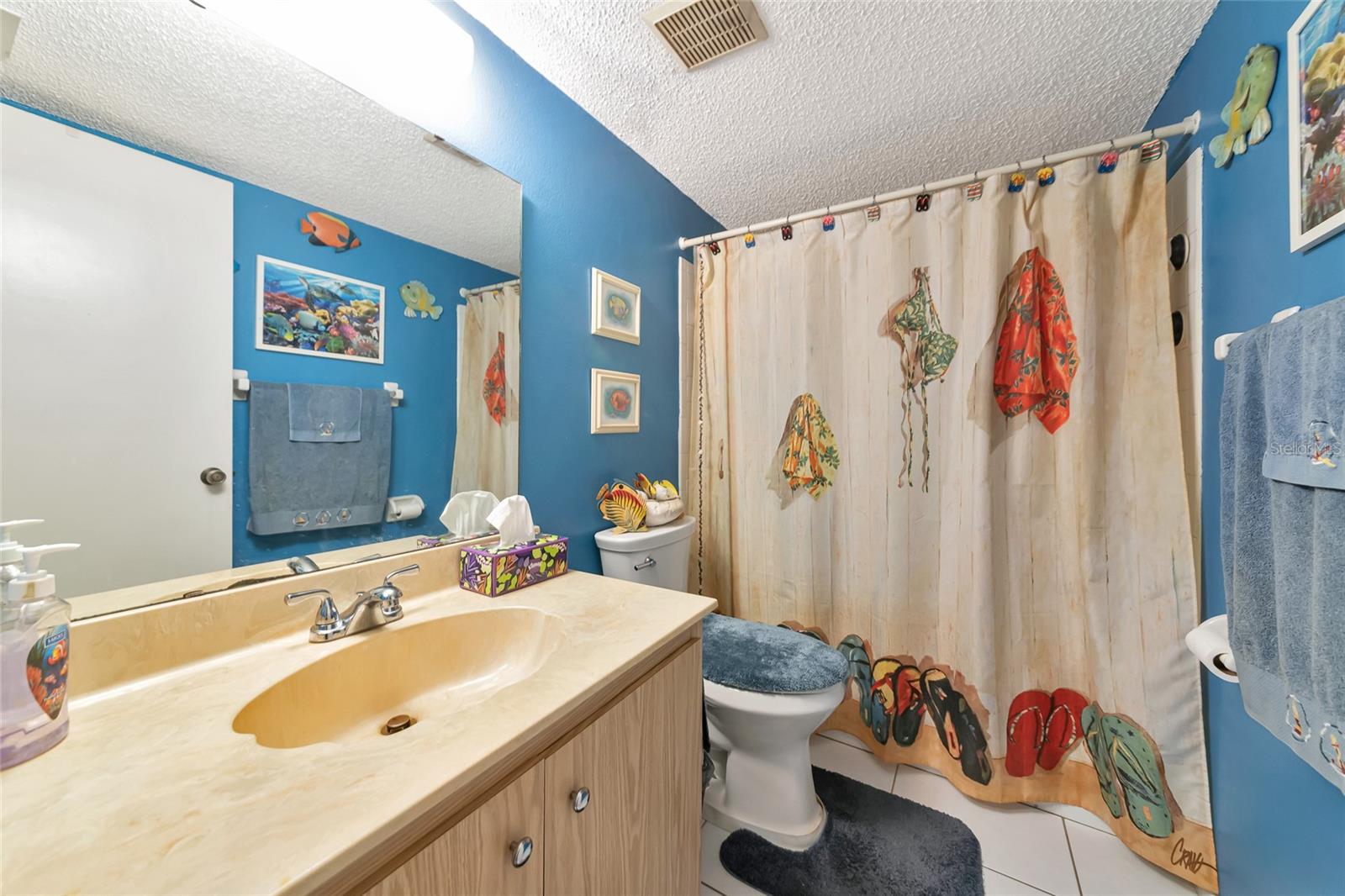 PINEWOOD VILLAGE V - Residential