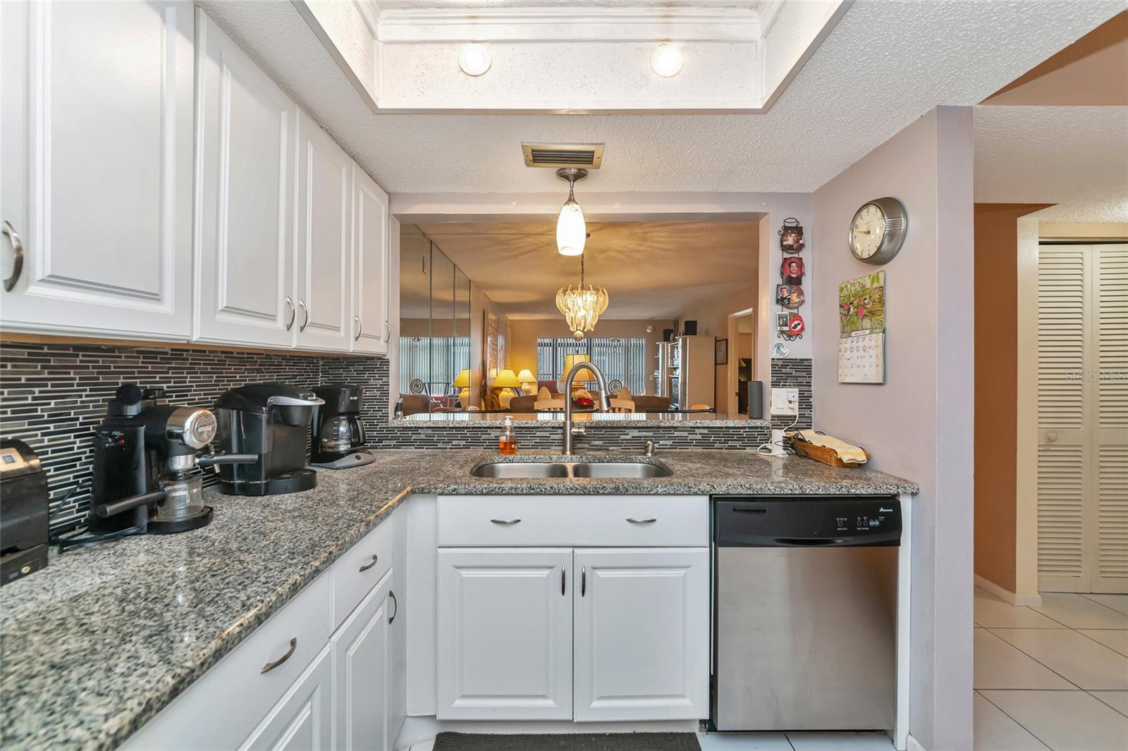 PINEWOOD VILLAGE V - Residential