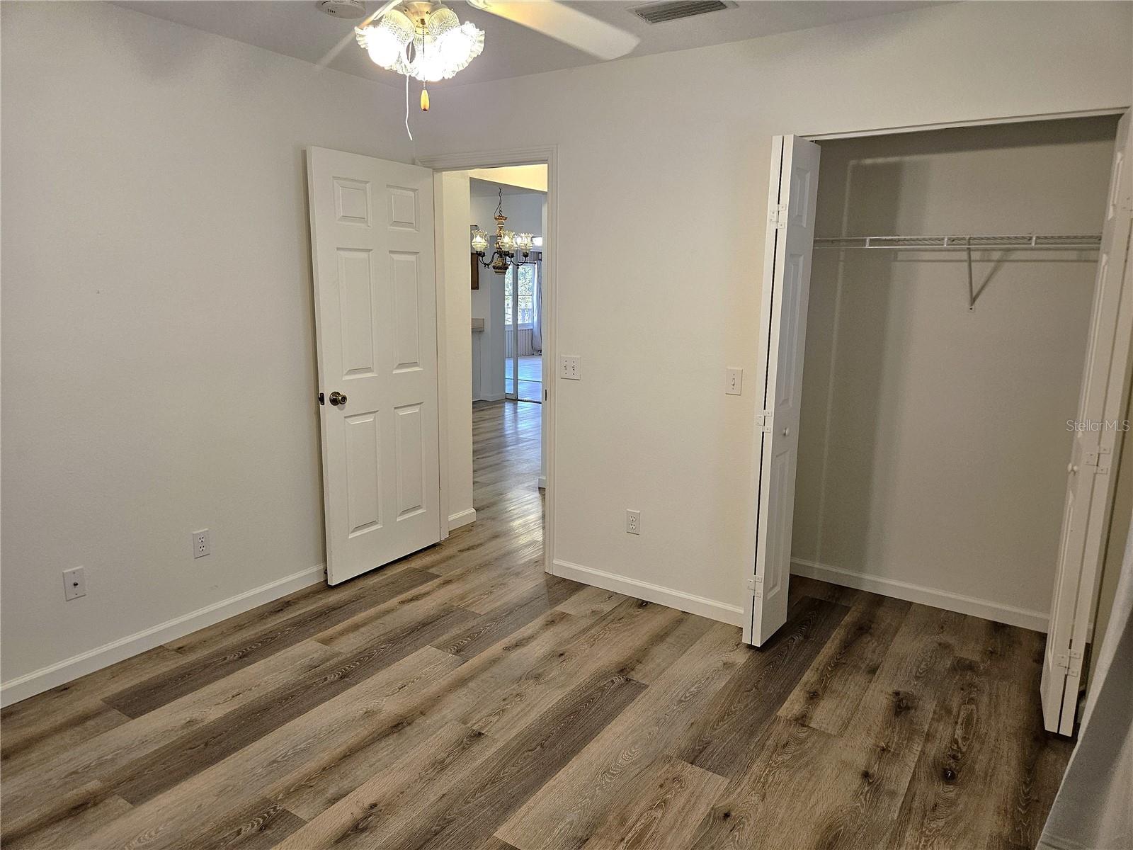 SOUTH VENICE - Residential Lease