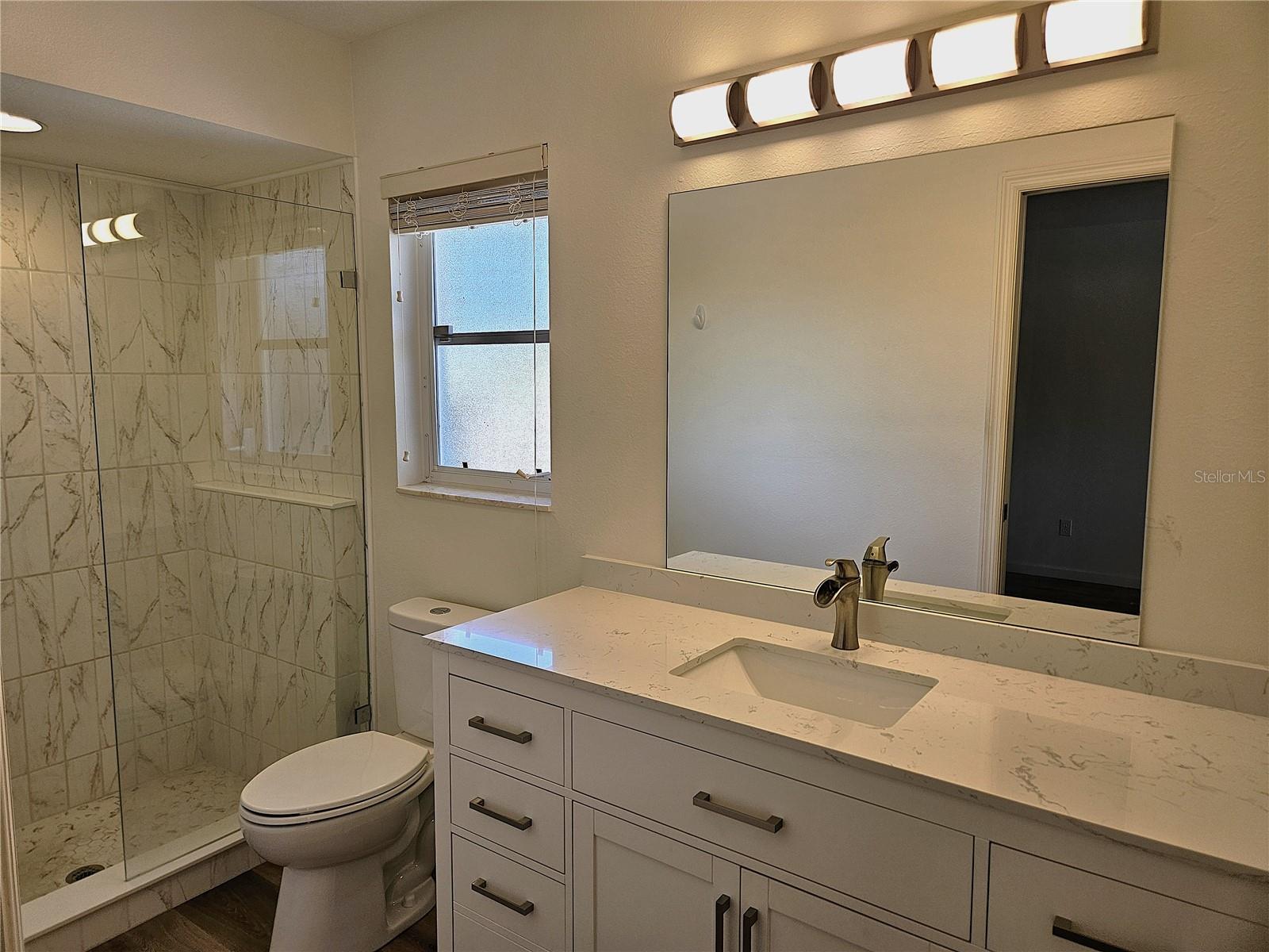 SOUTH VENICE - Residential Lease
