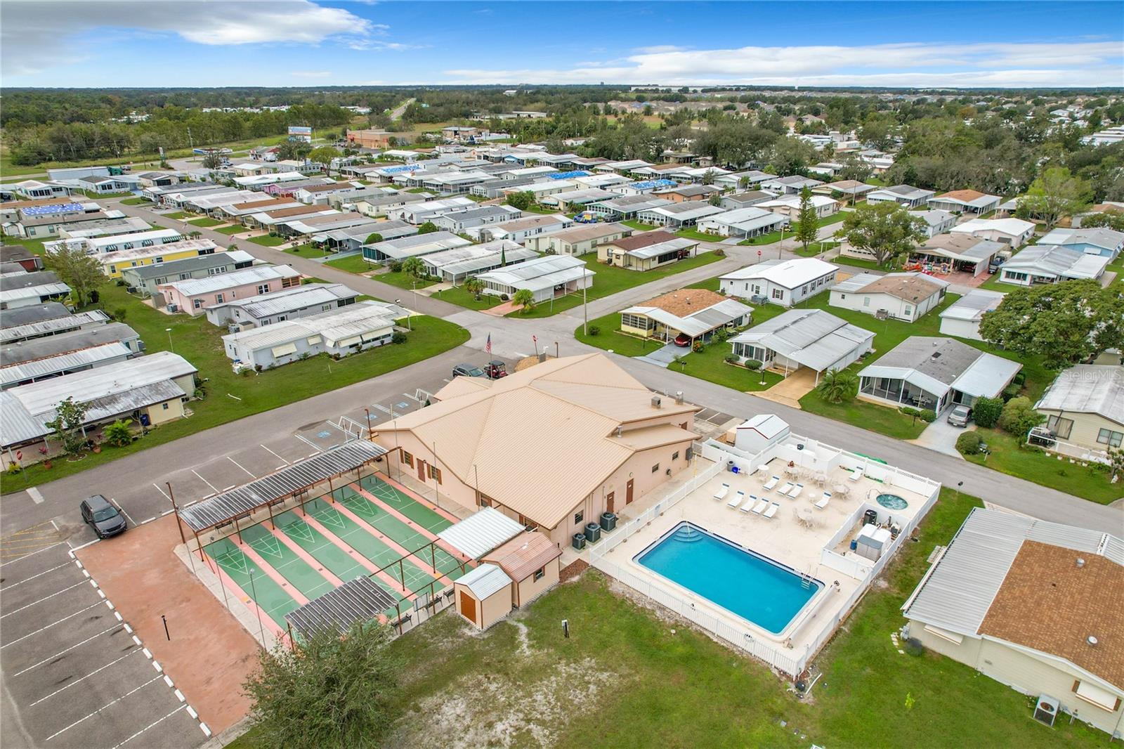 LAKE N GOLF ESTATES - Residential