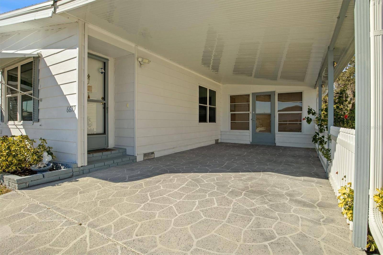 LAKE N GOLF ESTATES - Residential