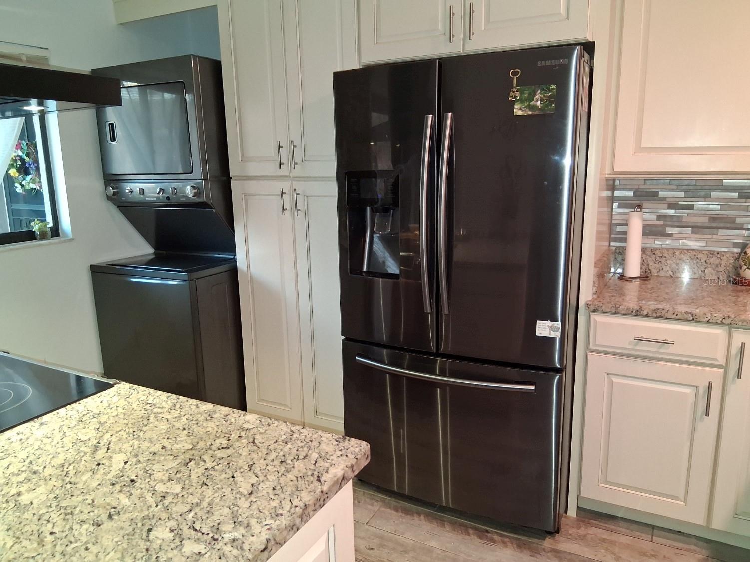 COUNTRY OAKS CONDO 01 - Residential Lease