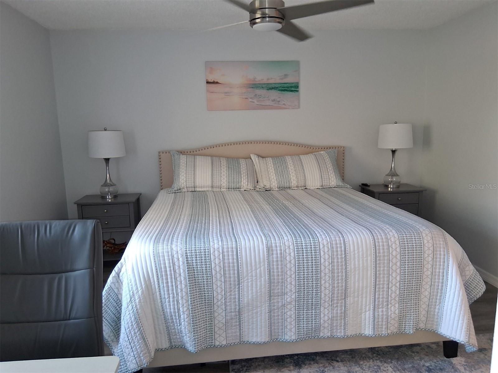 COUNTRY OAKS CONDO 01 - Residential Lease