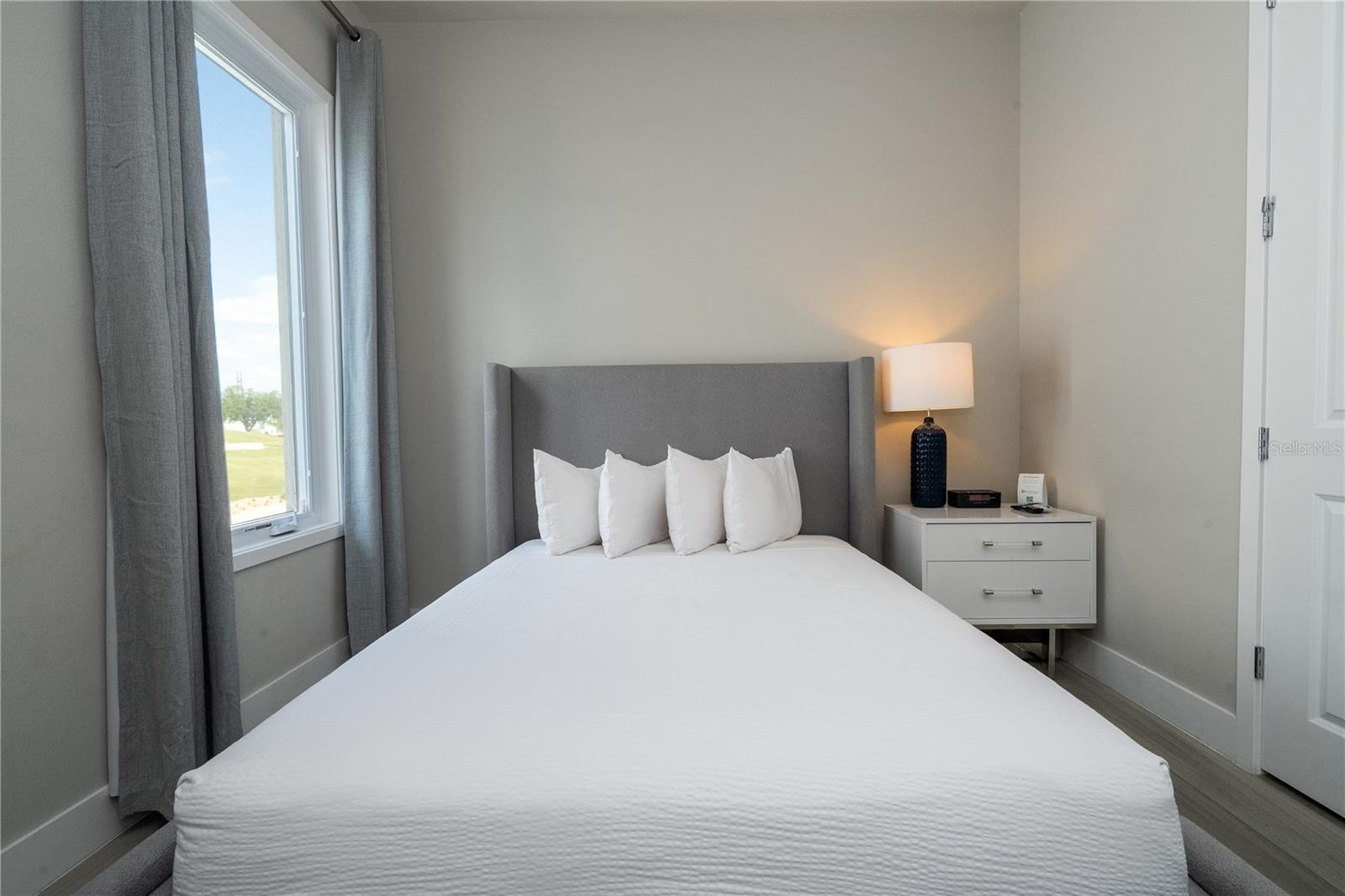 SPECTRUM AT REUNION CONDO PH 13 - Residential