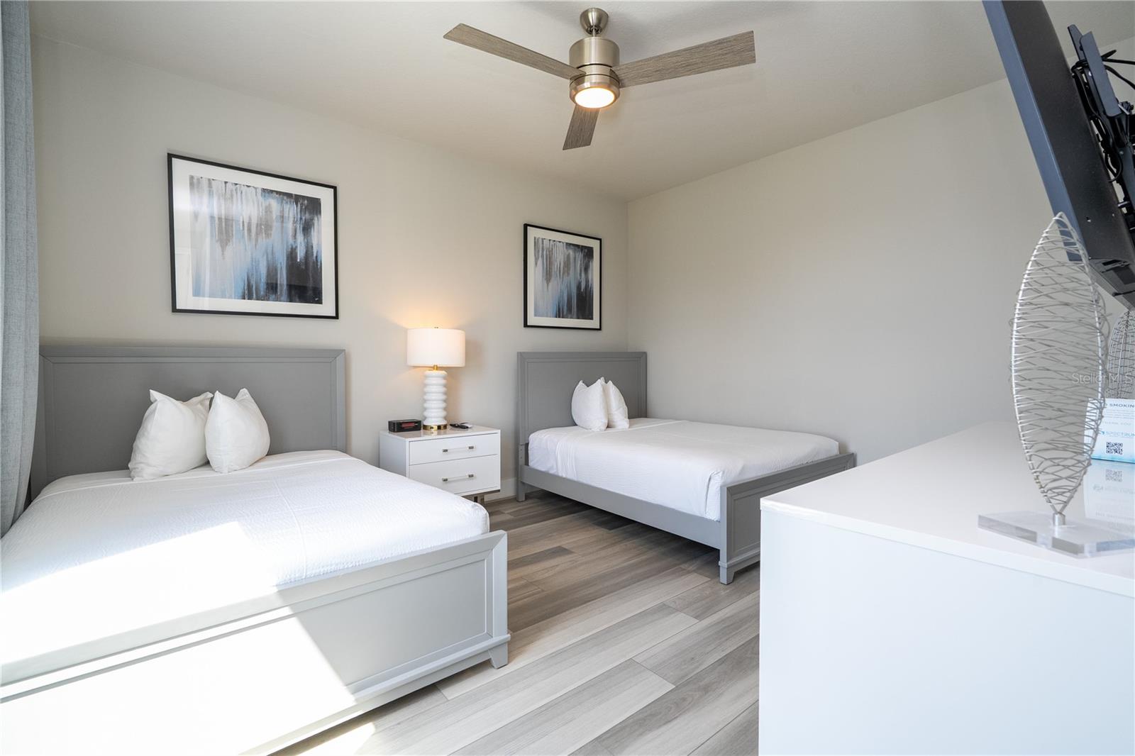 SPECTRUM AT REUNION CONDO PH 13 - Residential