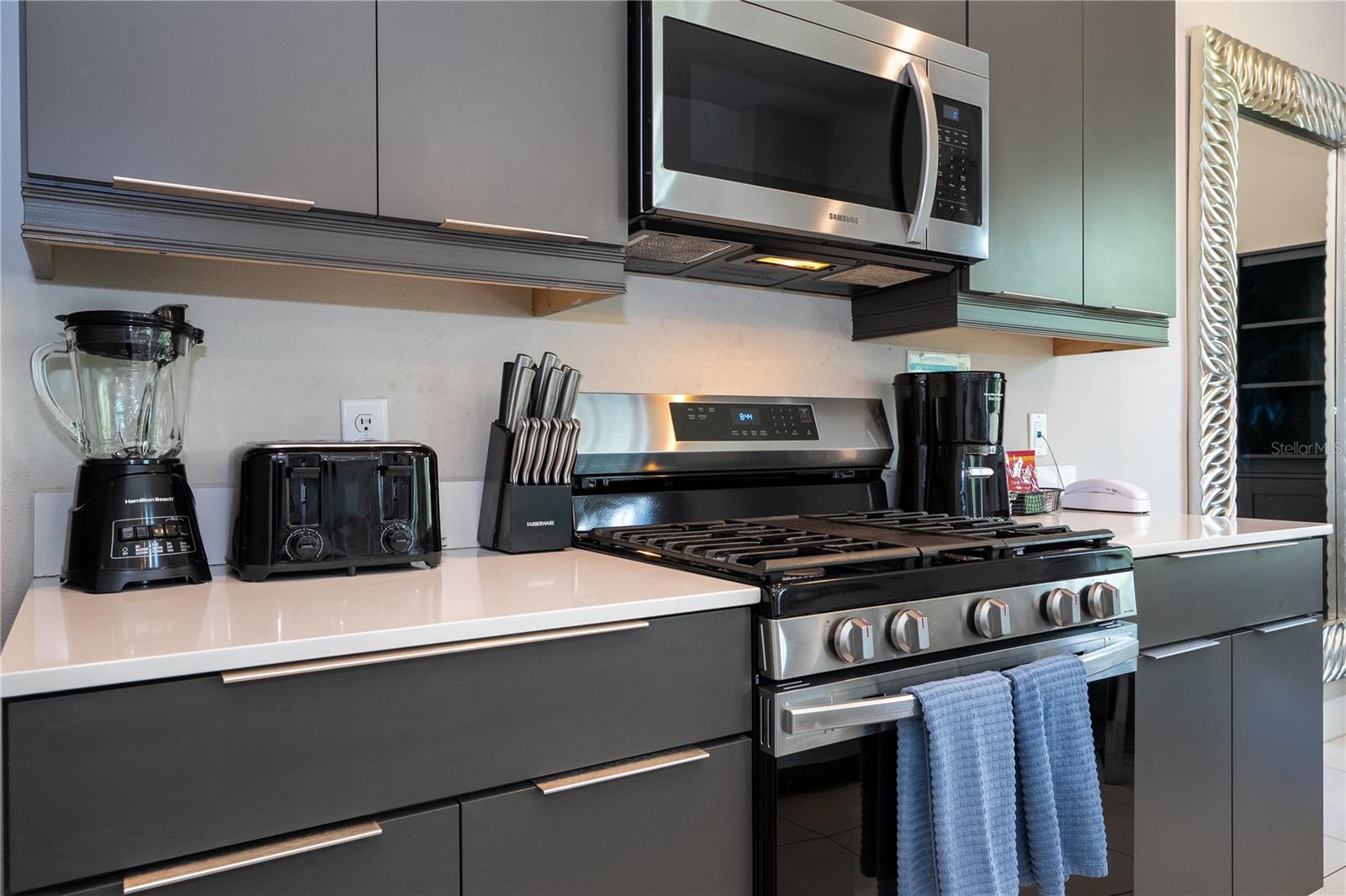 SPECTRUM AT REUNION CONDO PH 13 - Residential