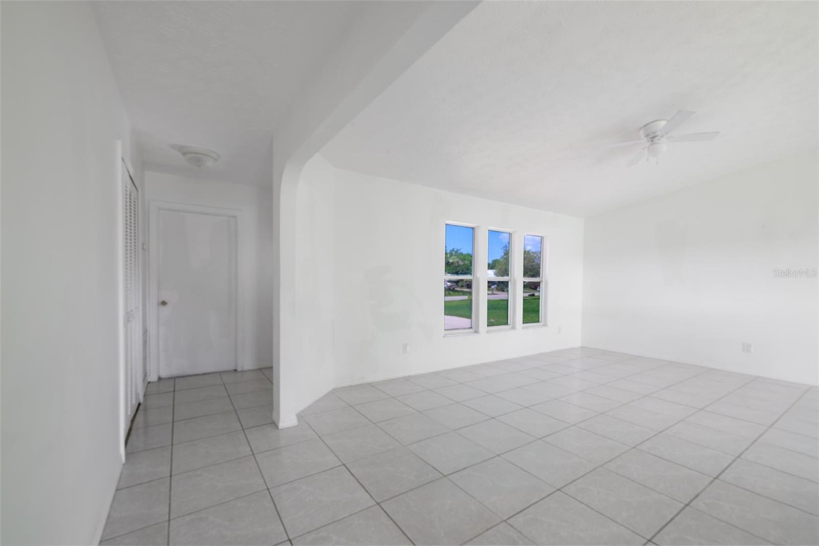 554 NW TWYLITE TERRACE