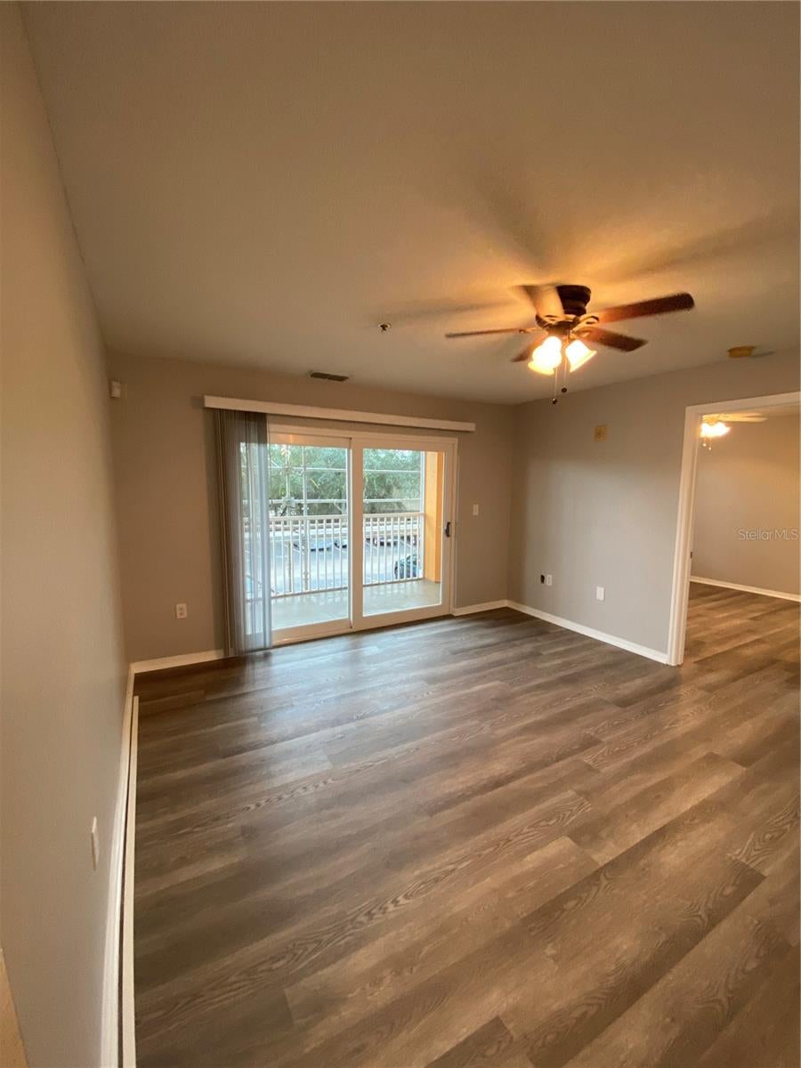 5479 VINELAND ROAD 9213